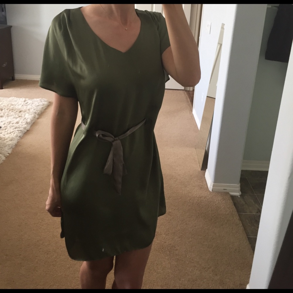 SOLD SOLD Green tie dress